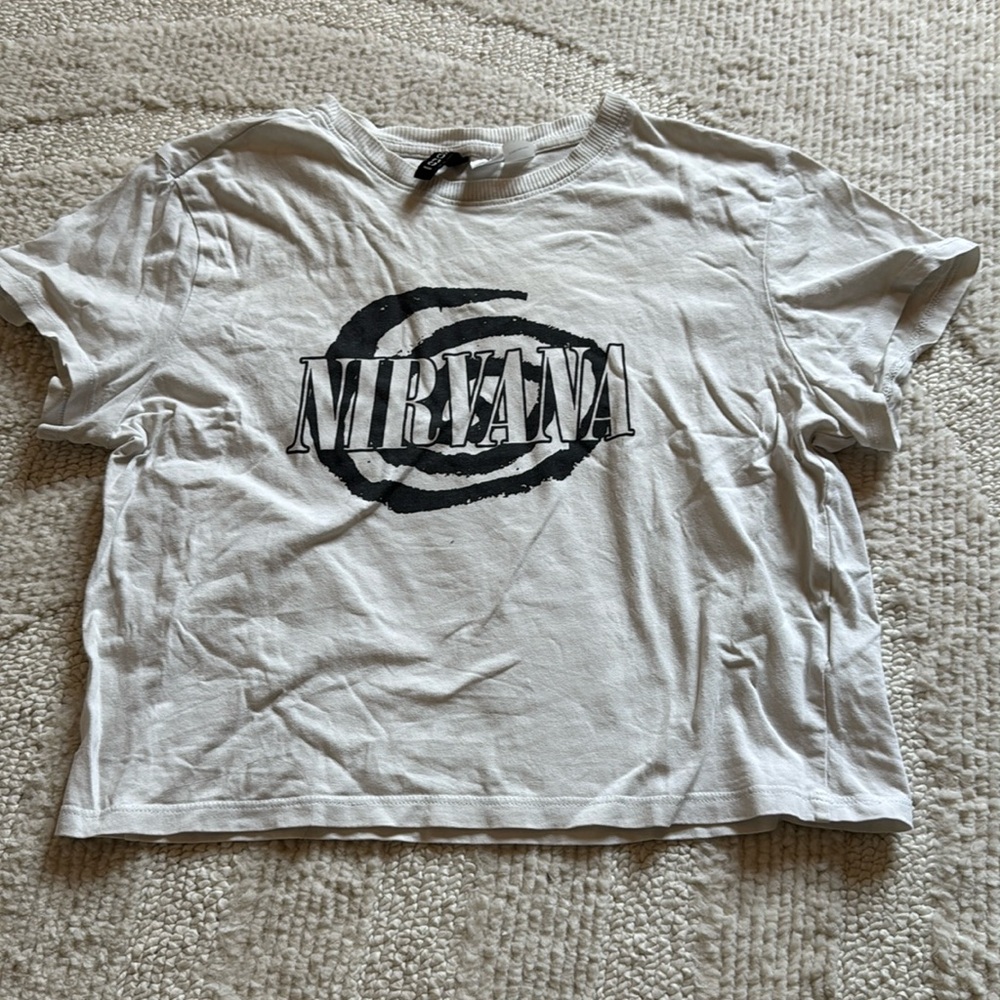 H&M White Crop Graphic T-Shirt